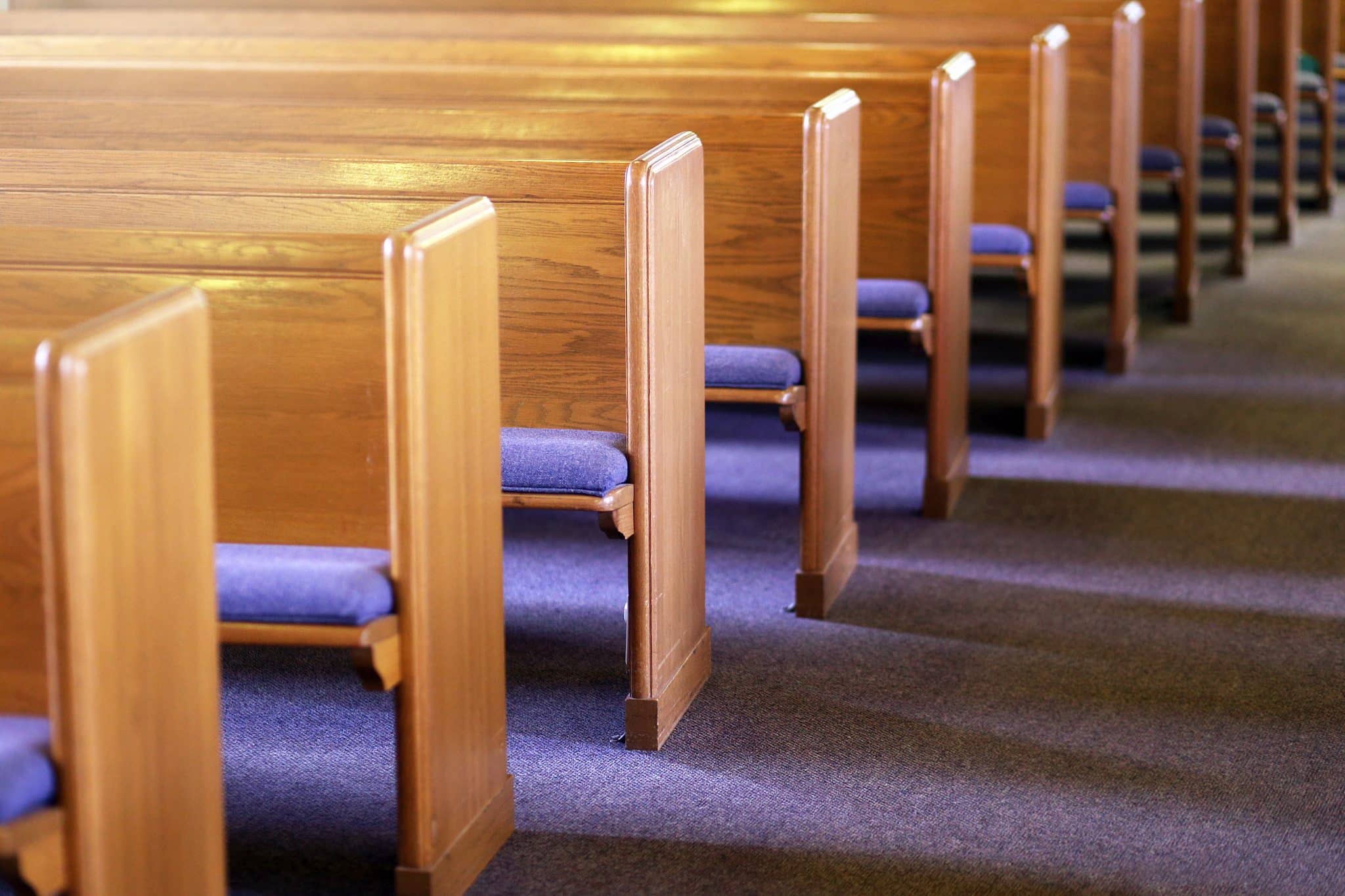 10 Telltale Signs of Bad Church Leadership